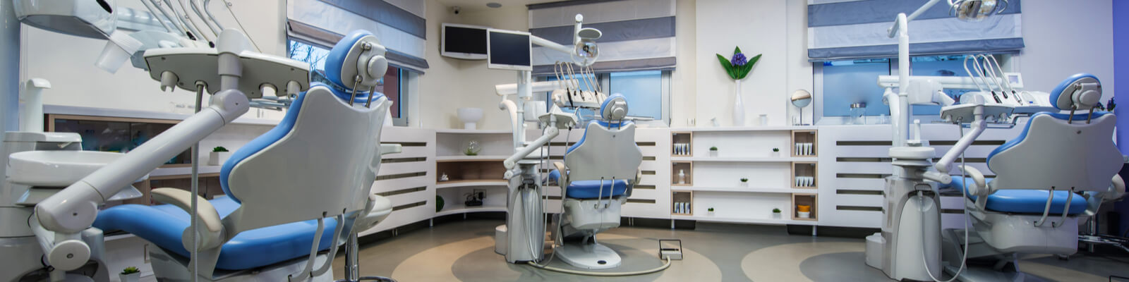 buying a dental practice - feature image